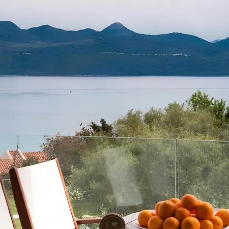 Melodia Lefkada 5 * ניקיאנה